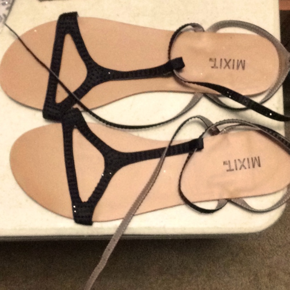 Mix it sandals